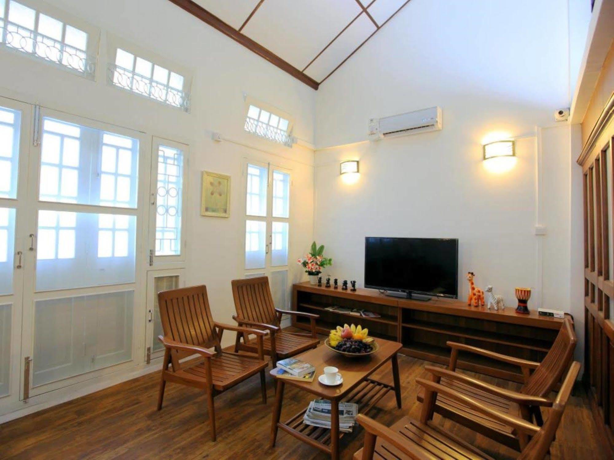 Four Rivers Youth Hostel Yangon Exterior photo
