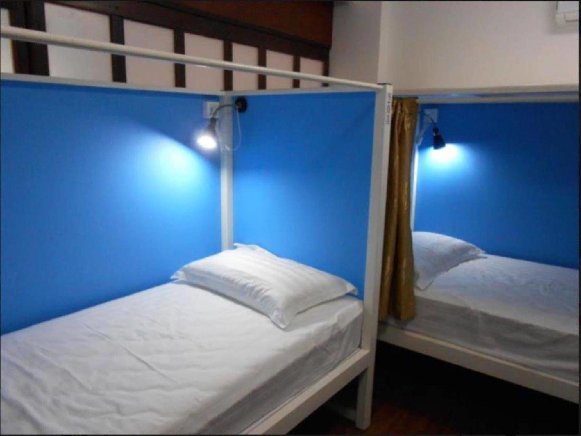 Four Rivers Youth Hostel Yangon Exterior photo